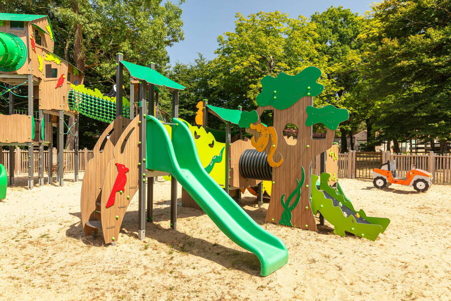 Camping Château La Forêt - Camping 4* di Saint-Julien-des-Landes - regione Paesi-Della-Loira - Photo 1