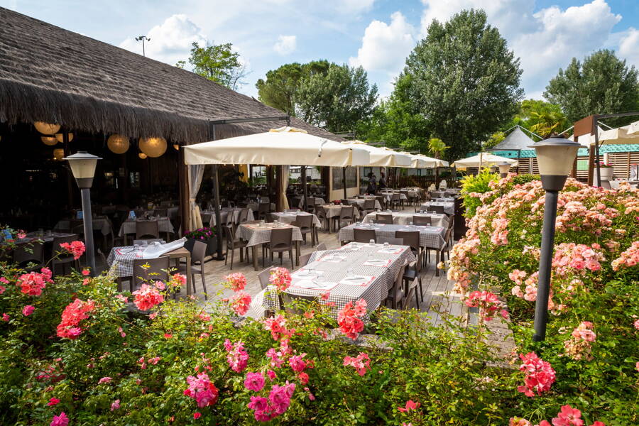 Camping Hu Altomincio Village - Camping 4* di Valeggio sul Mincio - regione Veneto - Photo 2