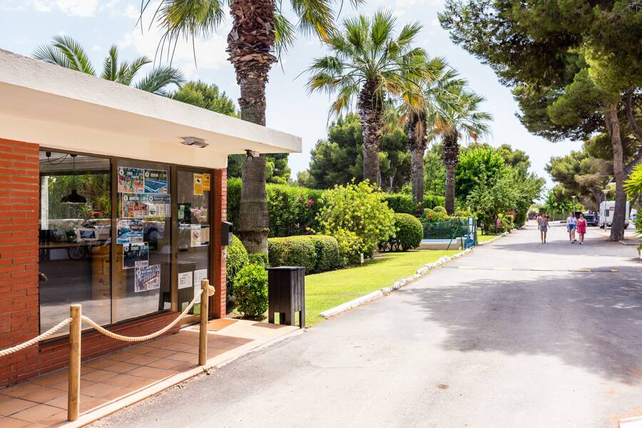 Camping El Garrofer - Camping 4* di Sitges - Barcelona - regione Costa Dorada - Photo 2