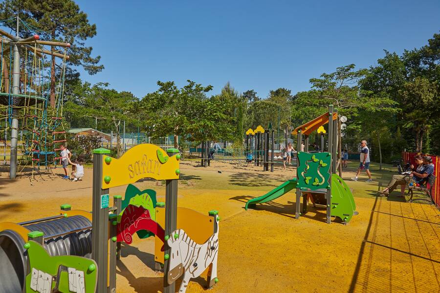 Camping La Pinède - Camping 5* di Les Mathes - regione Poitou-Charentes - Photo 1