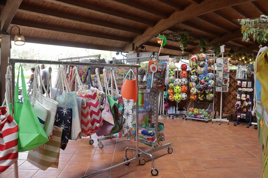 Camping Free Time - Camping 3* di Marina Di Bibbona - regione Toscana - Photo 2