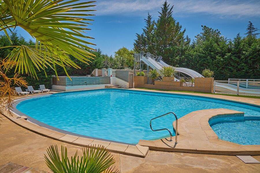 Camping Le Chêne Vert - Camping 4* di Castelnau de Montmiral - regione Midi-Pirenei - Photo 0