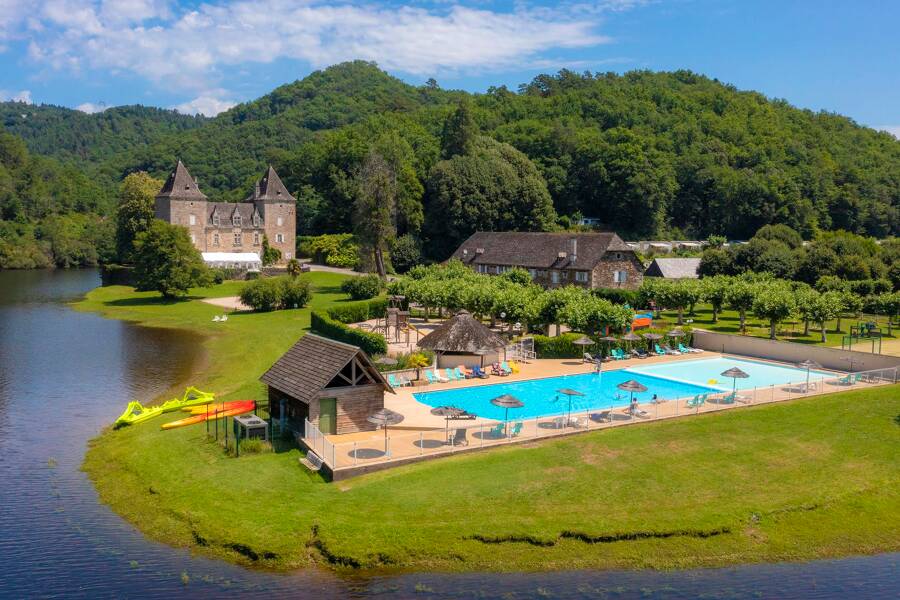 Camping Château du Gibanel - Camping 4* di Argentat - regione Limosino - Photo 0