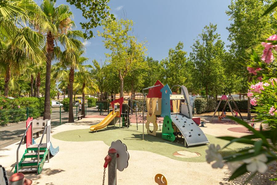 Camping Les Méditerranées - Charlemagne - Camping 5* de Marseillan-Plage - región Languedoc-Rosellon - Photo 1