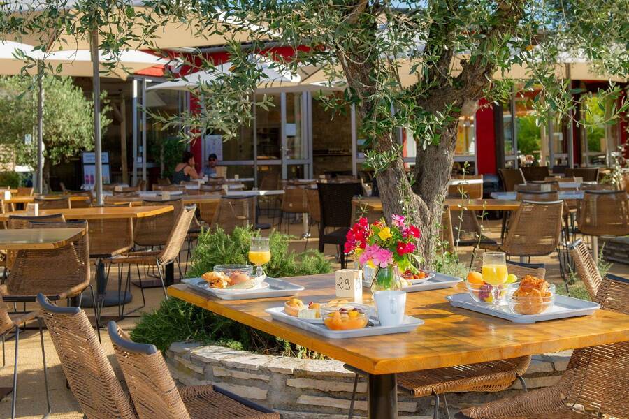 Camping Le Domaine de Chaussy - Camping 4* di Lagorce-Vallon-Pont-d'Arc - regione Rodano Alpi - Photo 2