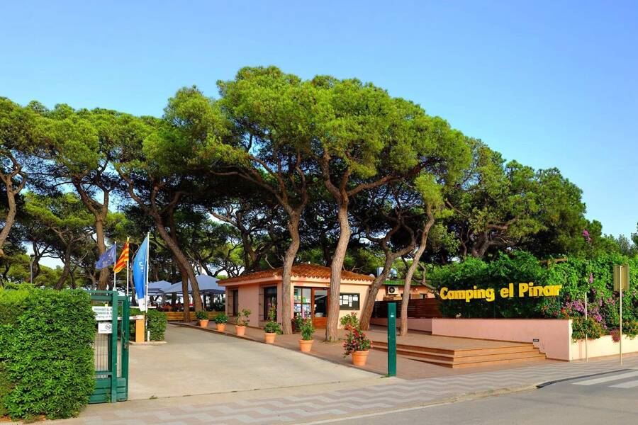 Camping Alannia El Pinar de Blanes - región Costa Brava - Photo 2