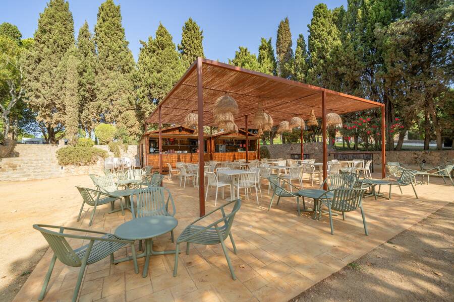Camping Castell Montgri - Camping 4* de Estartit - región Costa Brava - Photo 2