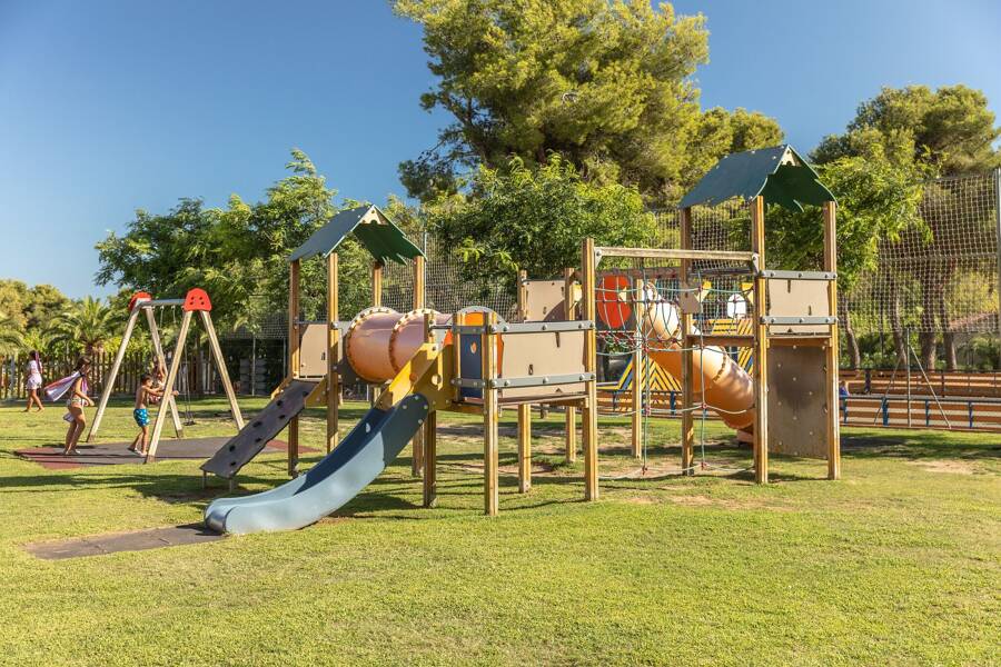 Camping Vilanova Park - Camping 5* di Vilanova I la Geltrú - regione Costa Dorada - Photo 1